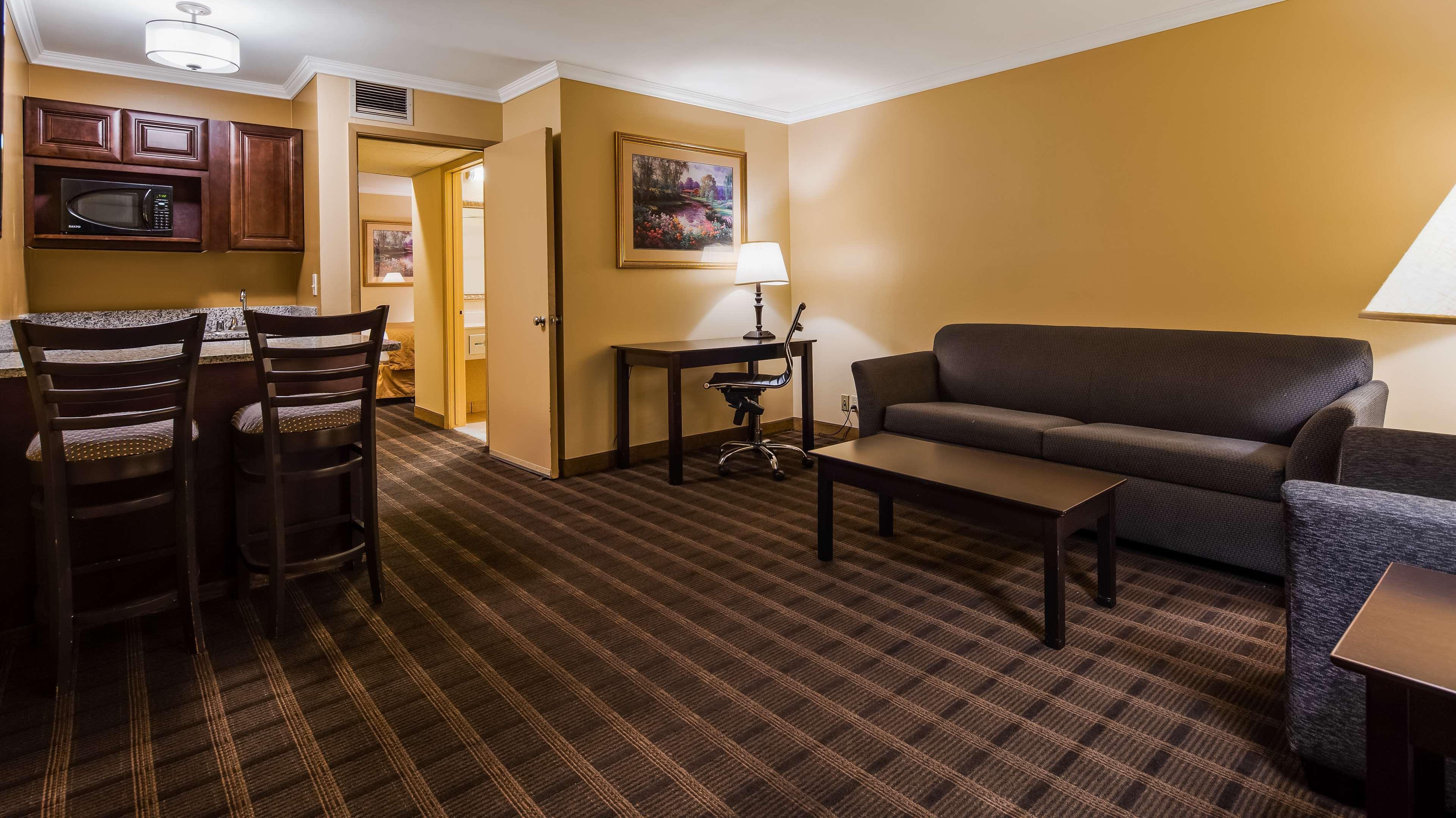 Best Western Inn & Suites Ontario Exterior foto